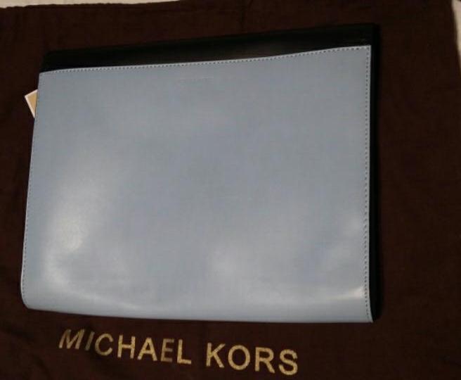 Michael Kors Clutch