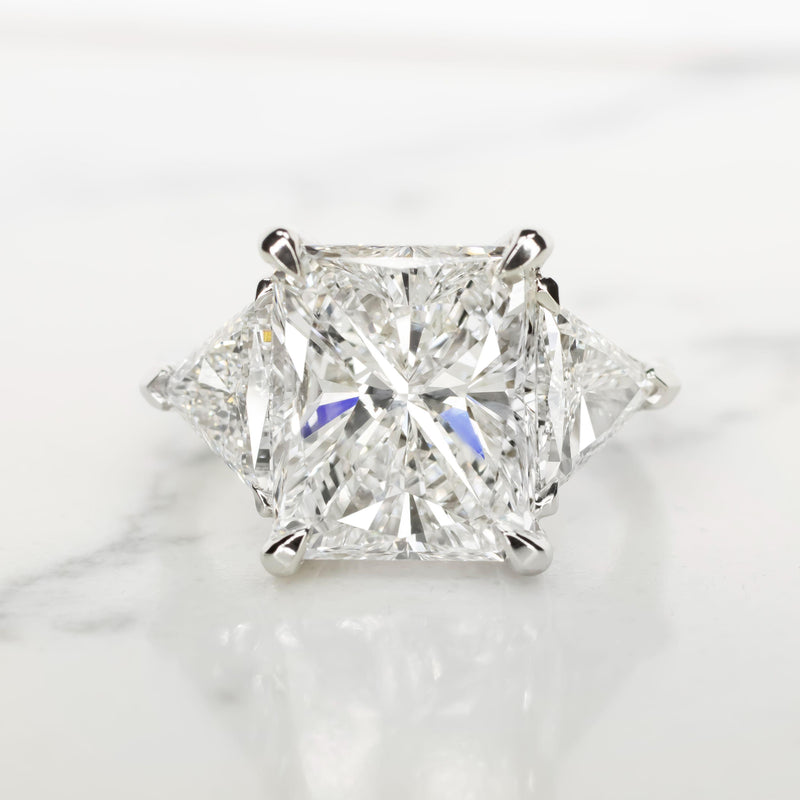 Verde 4ct IGI Lab-grown Radiant Cut G Colour Diamond Ring