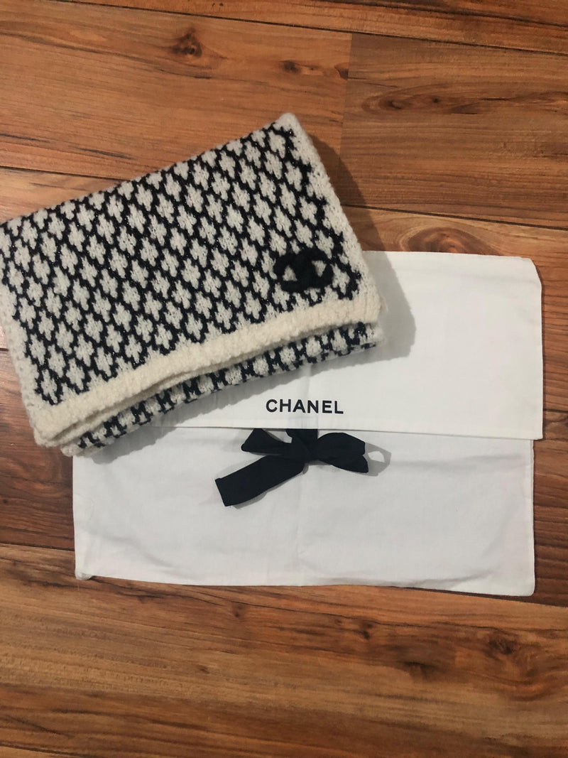 Ivory and Black Knitted Scarf with CC Logo Detail