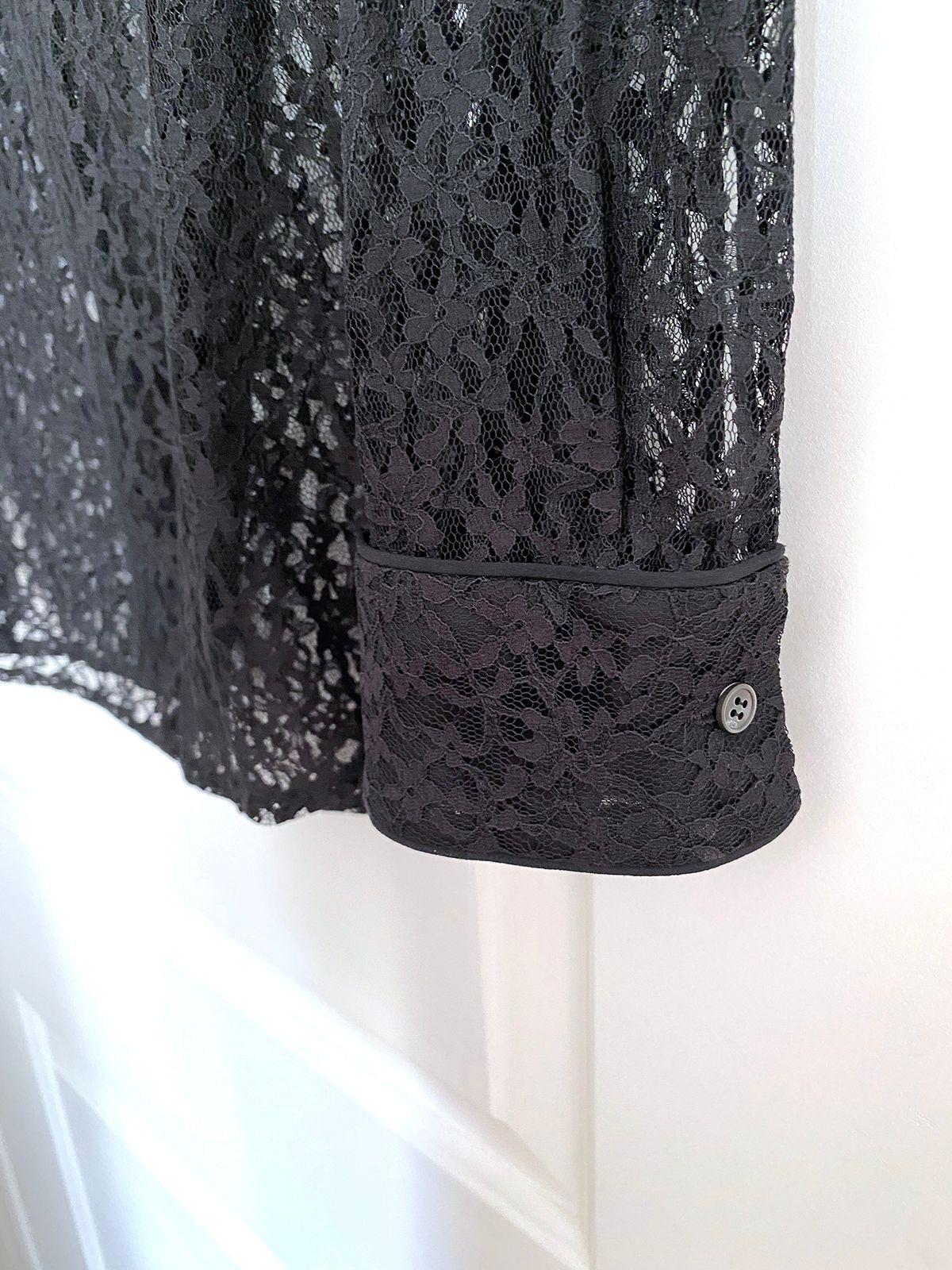 Black lace frill collar shirt
