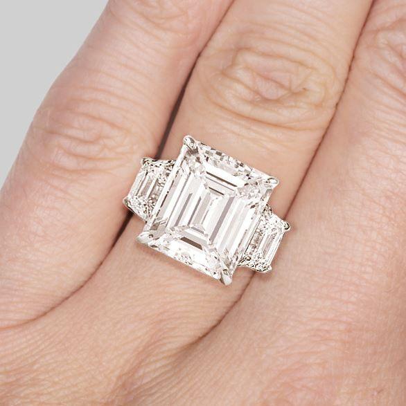 Verde 5ct IGI Certified Lab Grown Emerald Cut Diamond Ring
