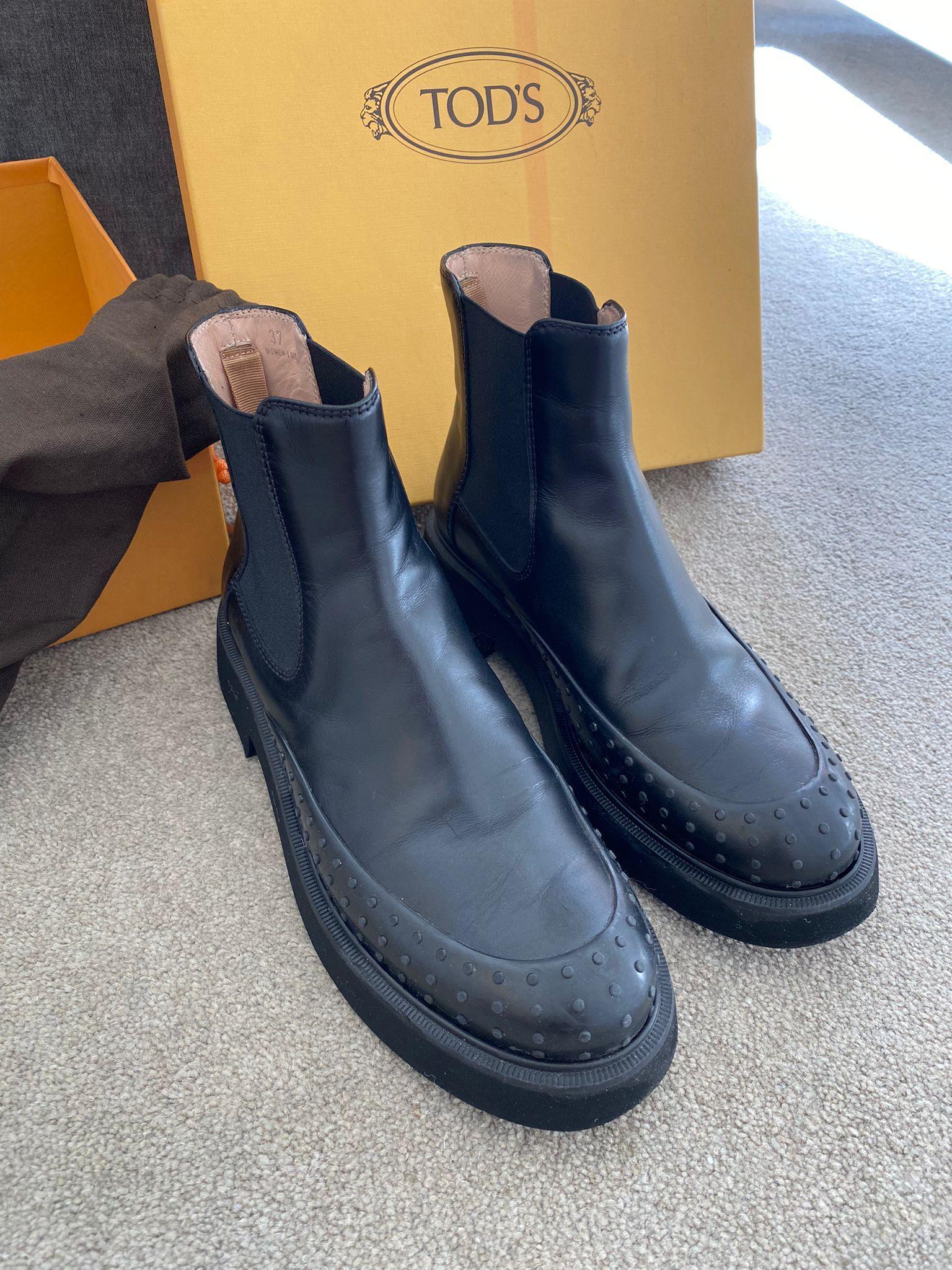 Gommini toe leather Chelsea boots