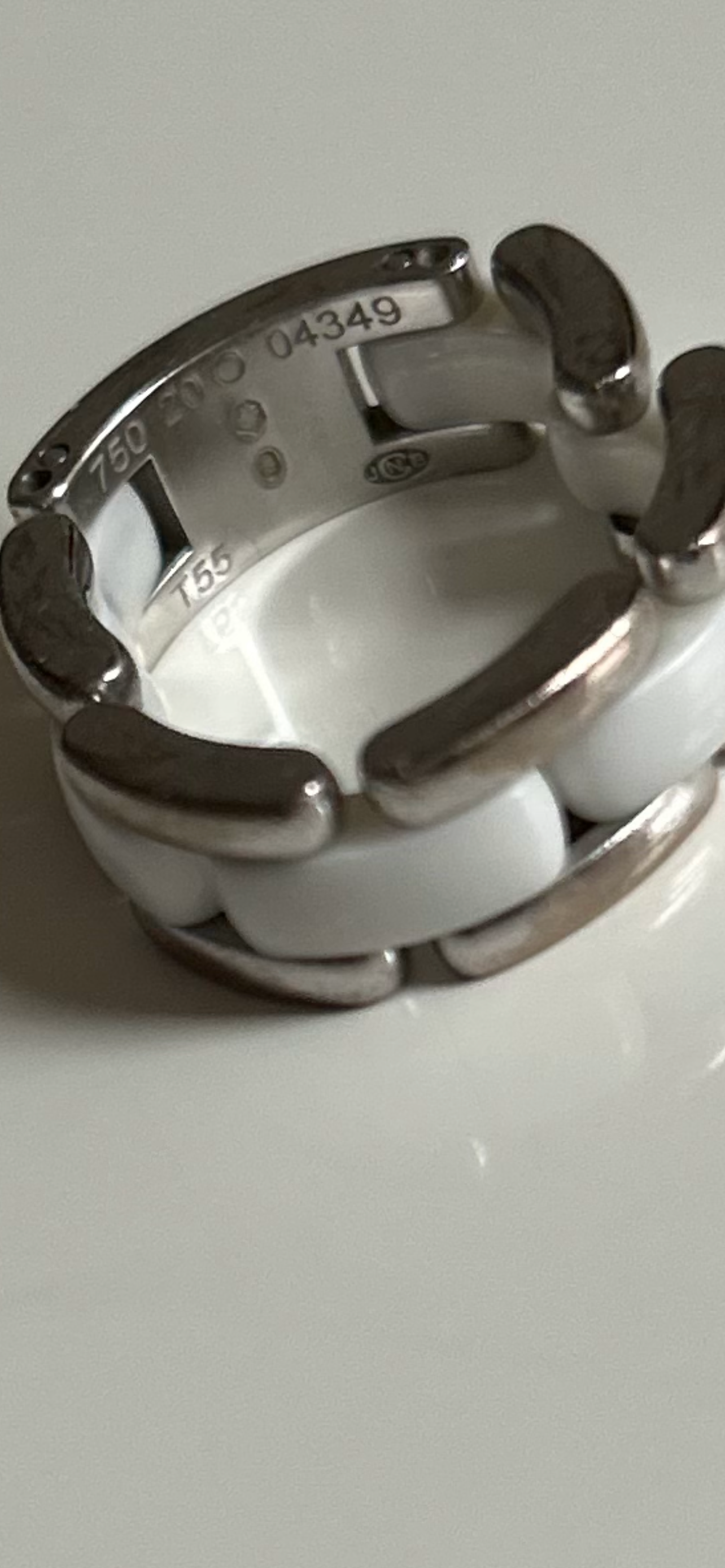 18k White Gold & Ceramic Ultra Ring