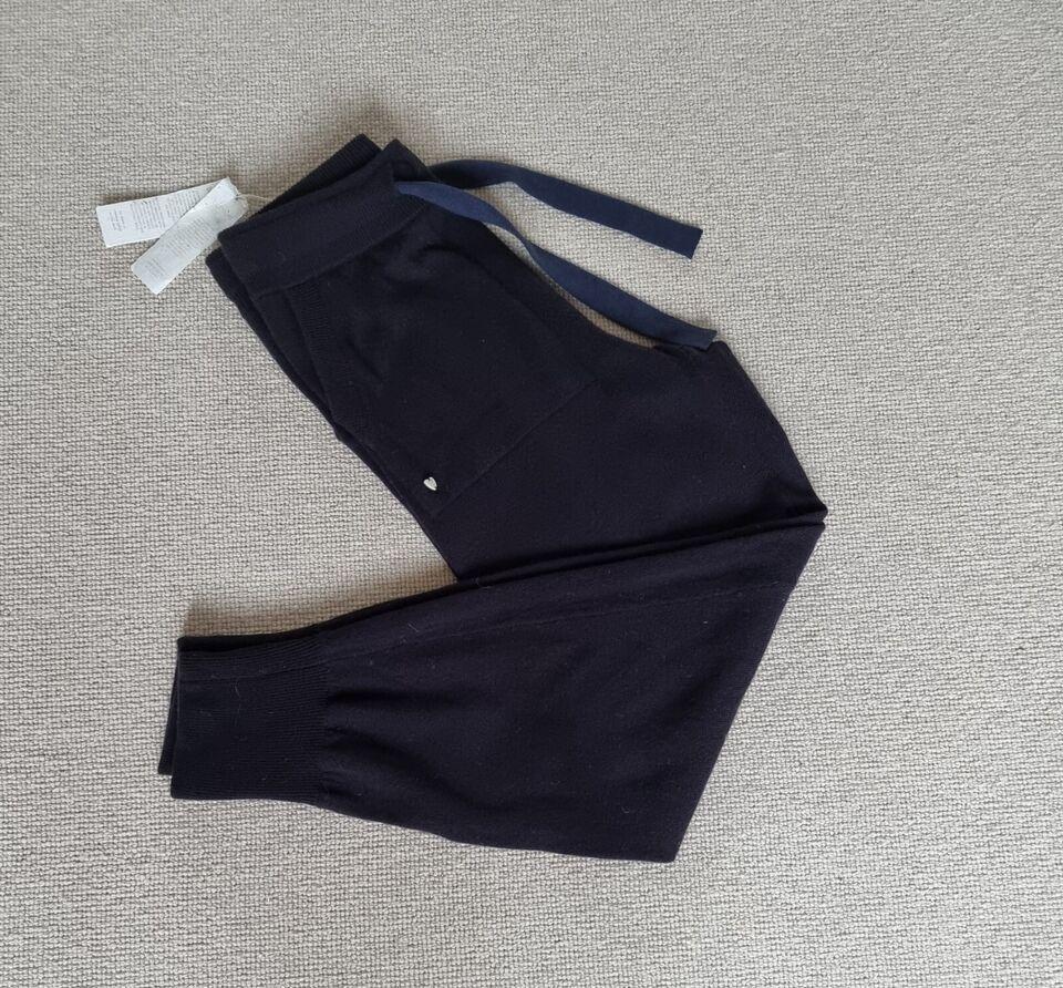 Bamford Black Cashmere Jogging Bottoms