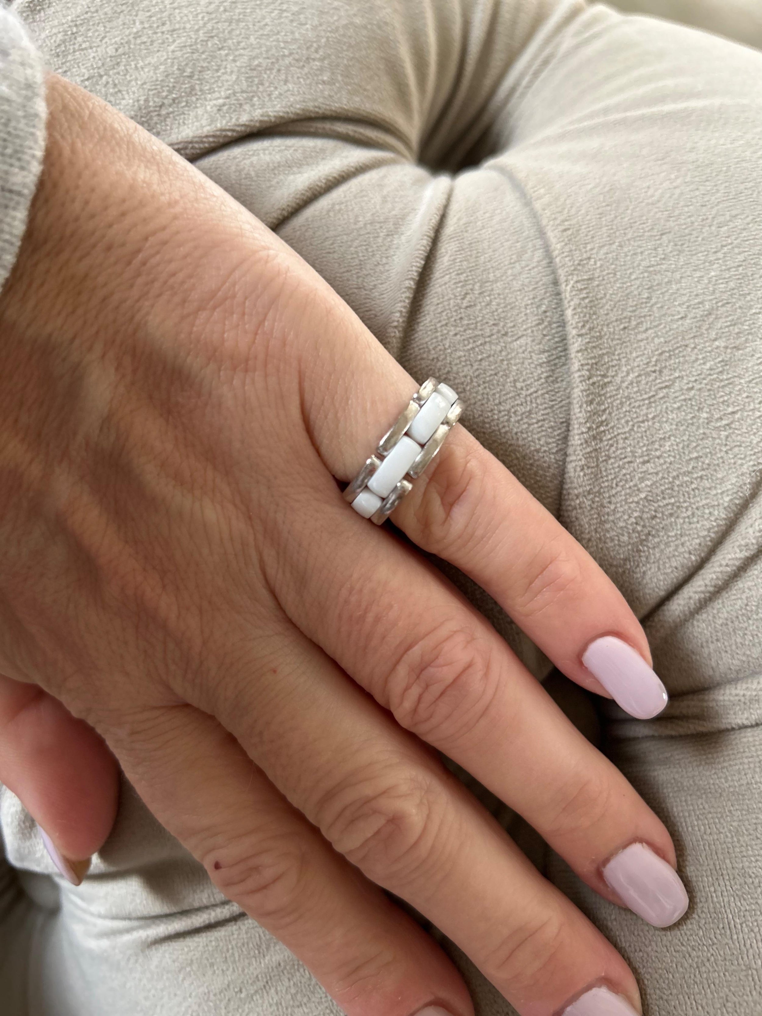 18k White Gold & Ceramic Ultra Ring