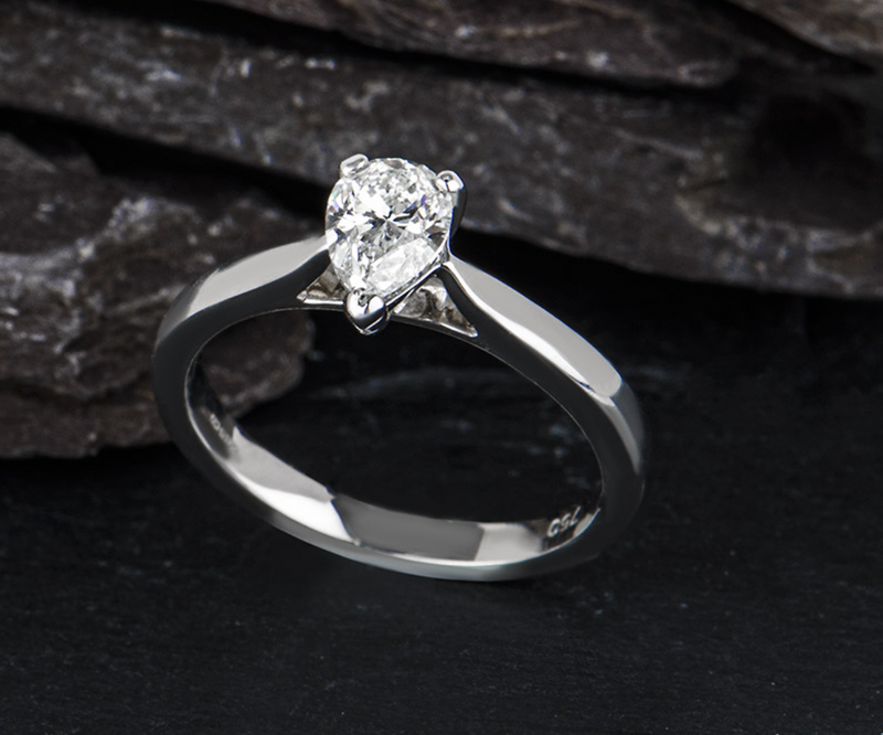 18ct White Gold Pear Cut Diamond Engagement Ring