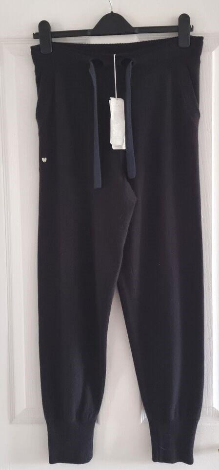 Bamford Black Cashmere Jogging Bottoms