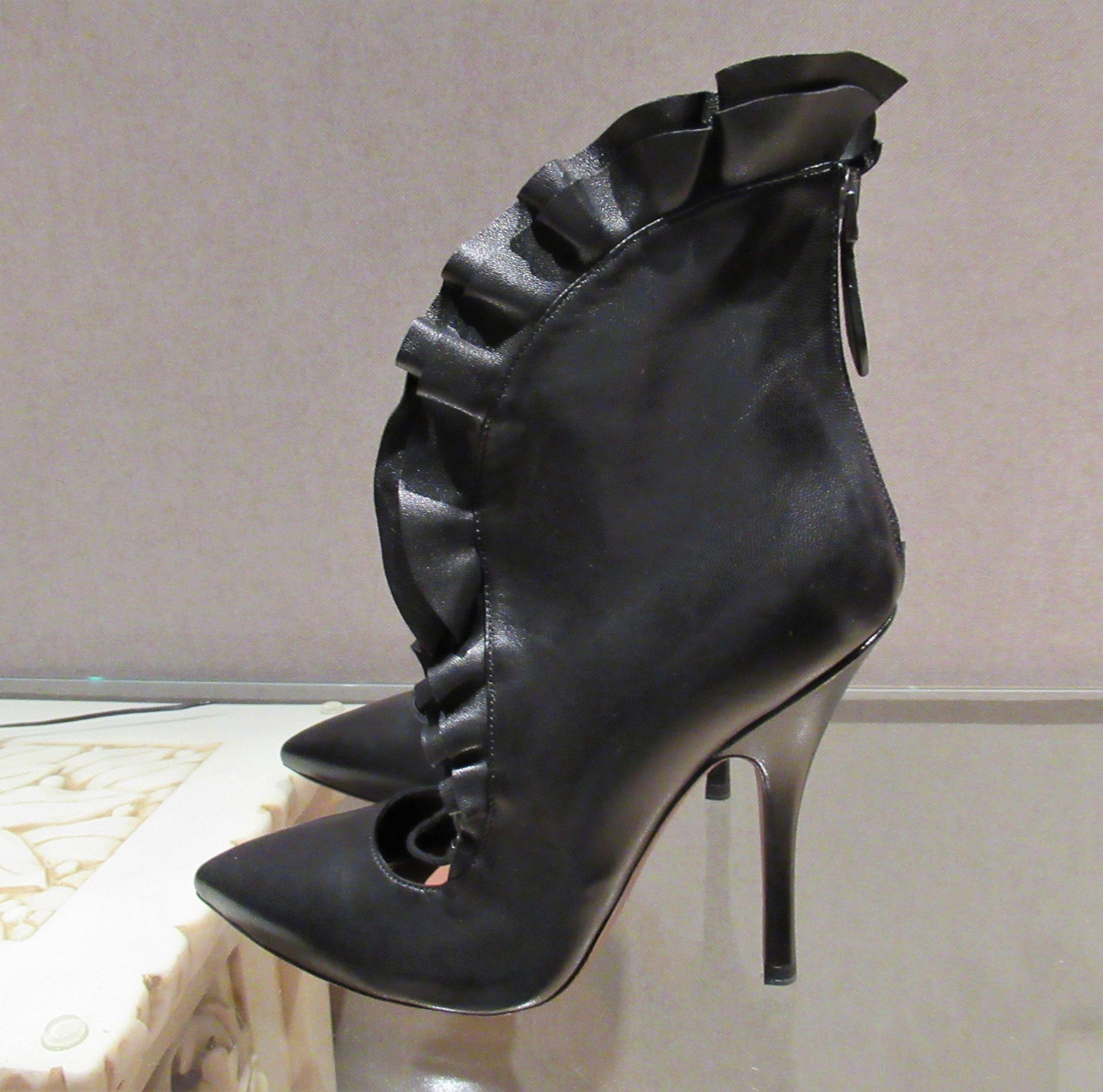 Leather Ruffled Lace Up Pointed Toe Boots