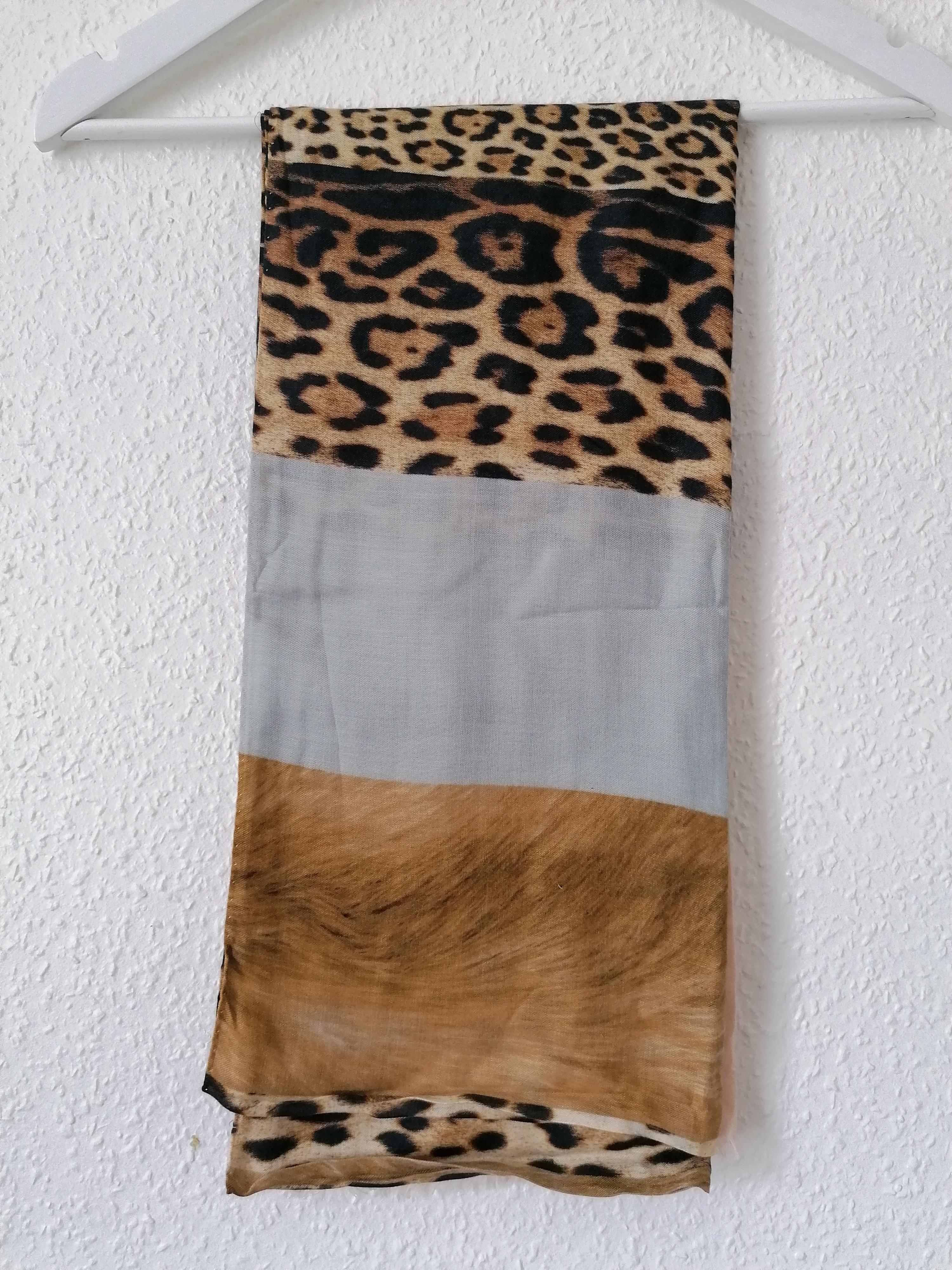 Multicolour striped shawl