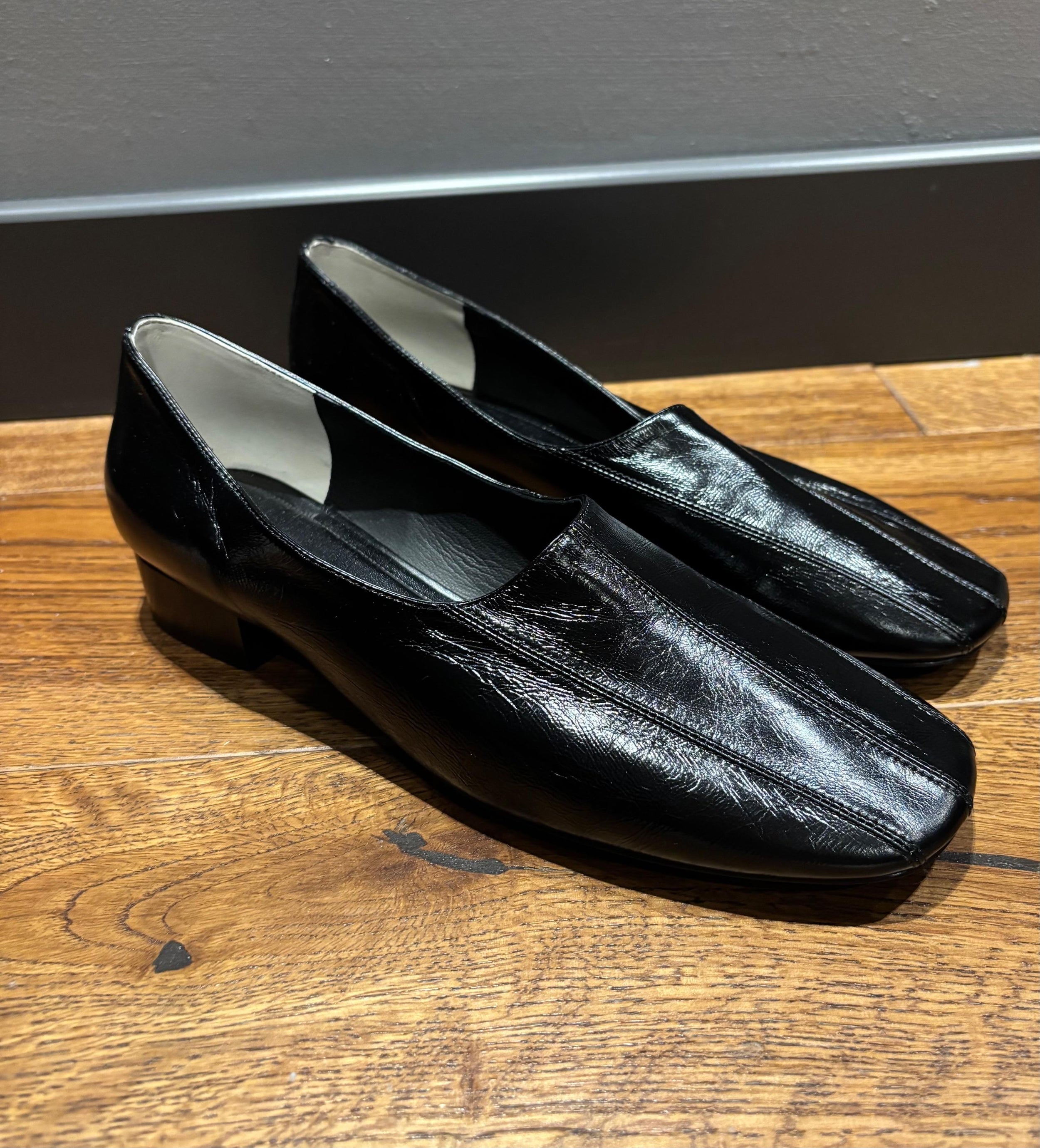 Phoebe Philo Black Leather Flats