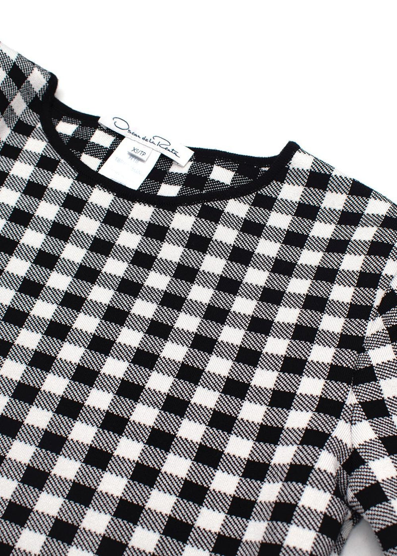 Oscar De La Renta Monochrome Houndstooth Belted Peplum Top