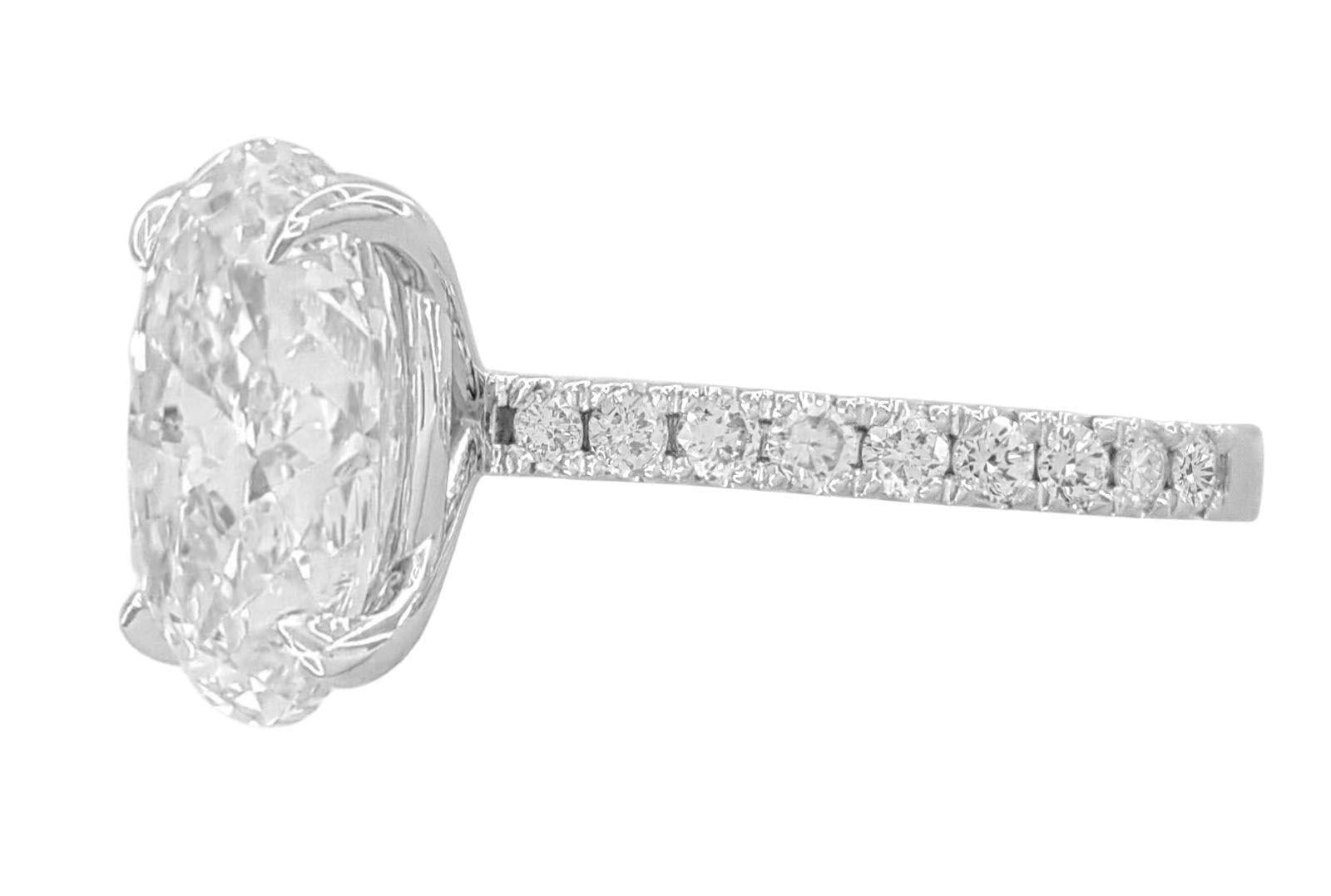 Verde 4ct IGI Certified Lab Grown Oval Cut Diamond Ring