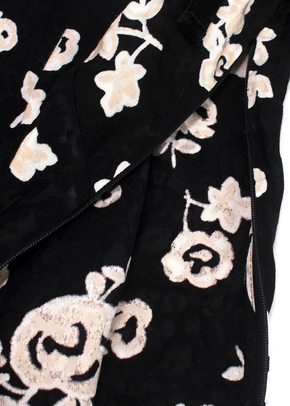 Rouje Black and Cream Floral V-Neck Dress