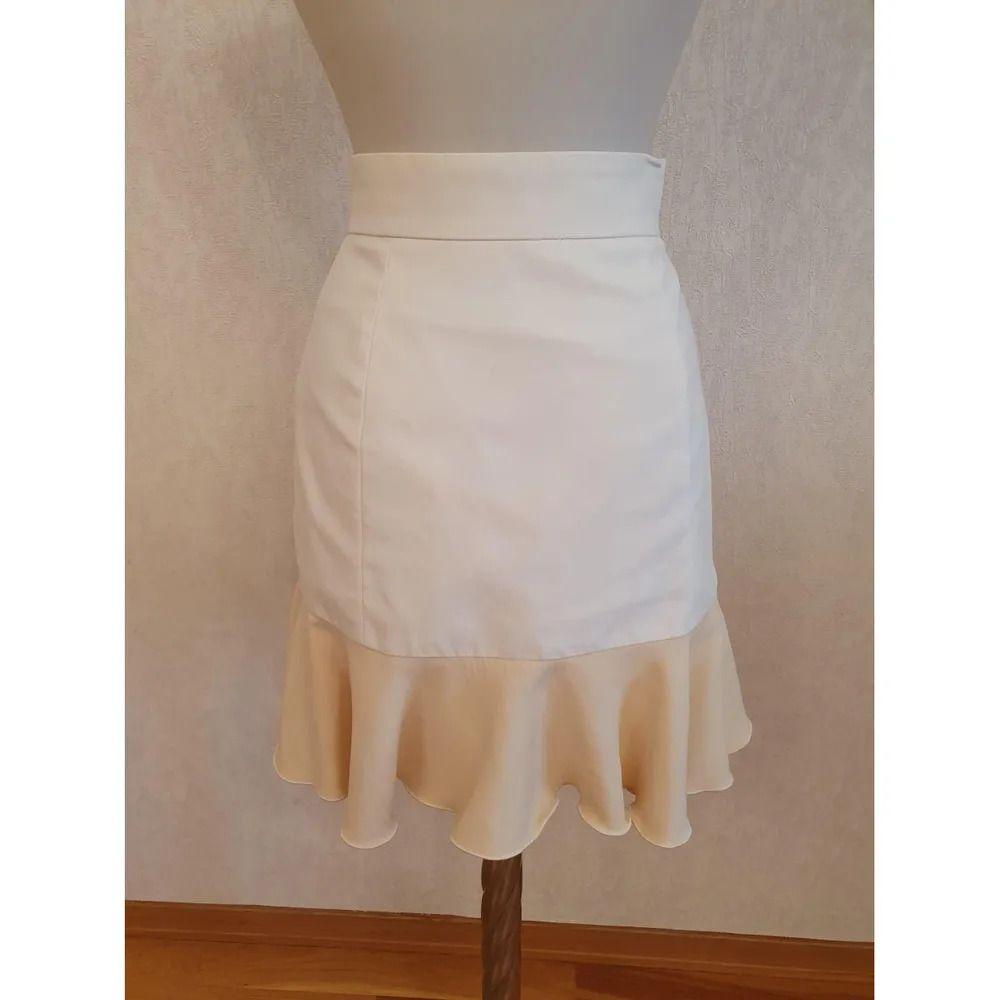 White & cream ruffle hem skirt