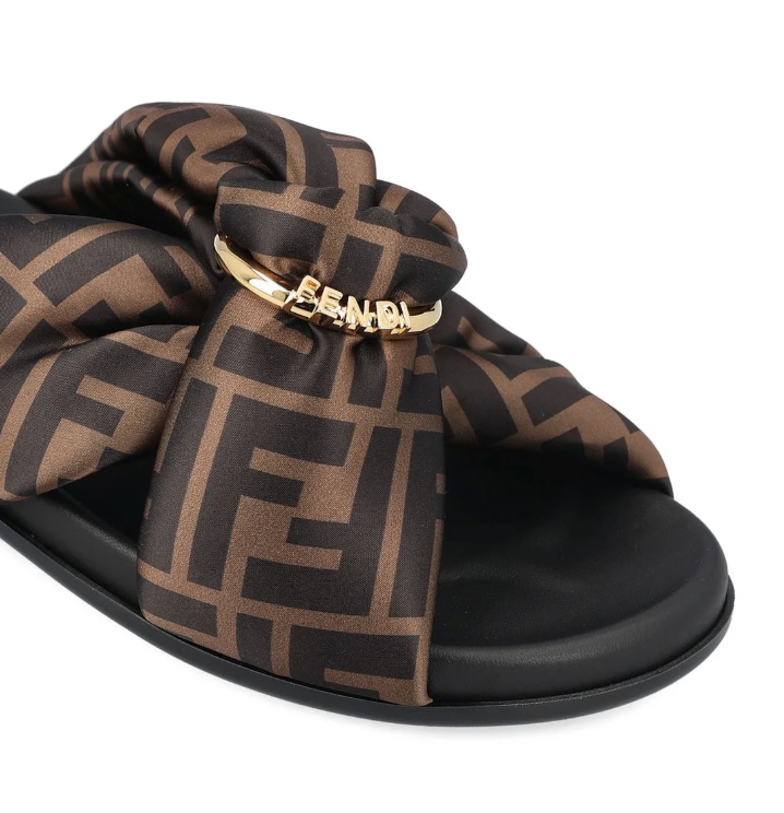 Fendi Flat Shoes 38 Brown and black