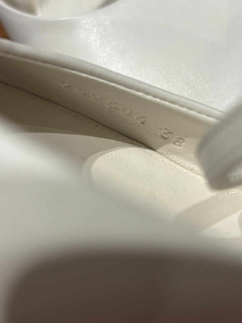 Loewe Toy Leather Heeled Shoes 38 White