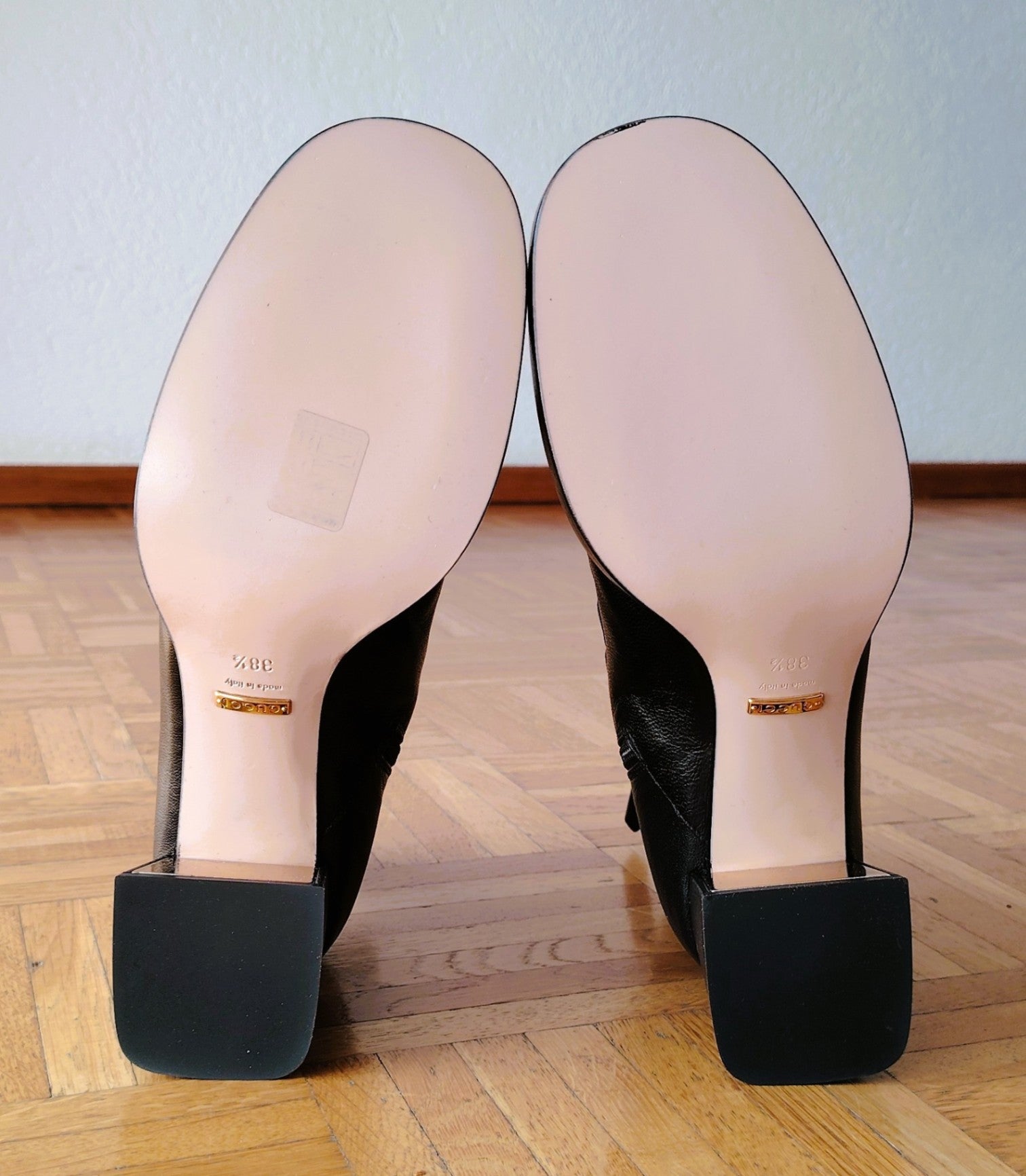 Gucci Shoes 38.5 Black