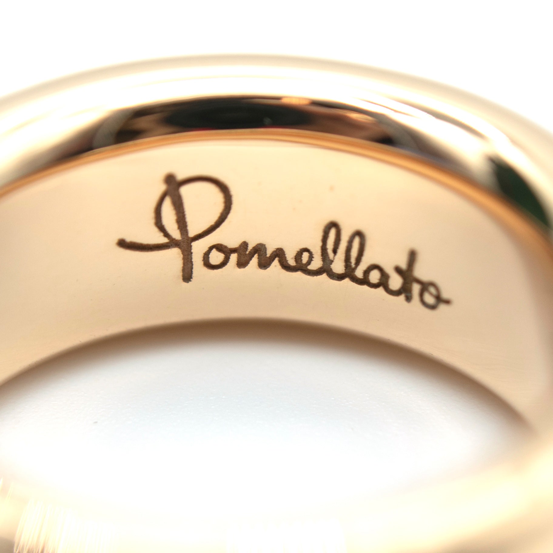 Pomellato Large Gold Iconica Ring 59
