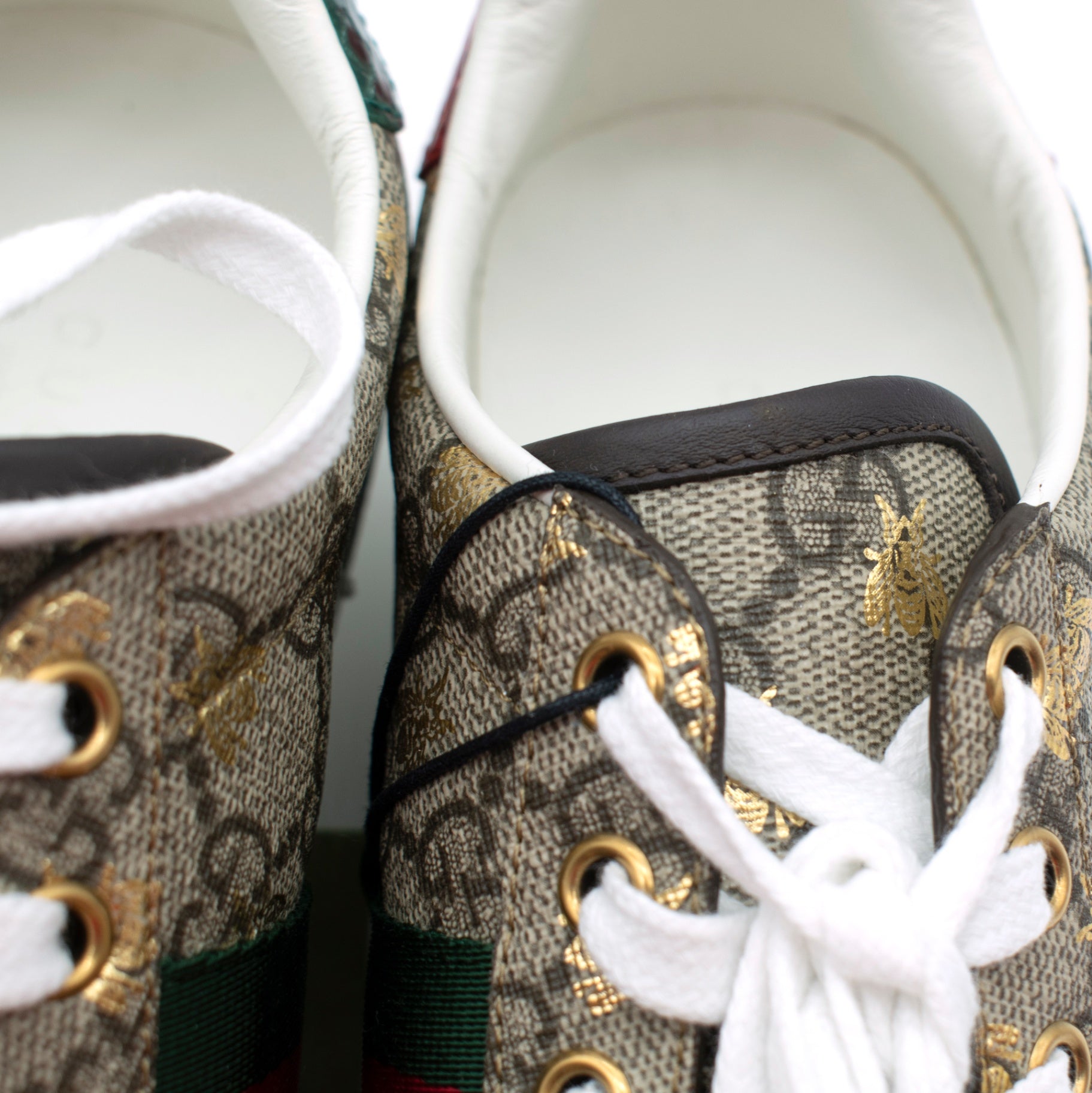 Gucci Ace GG Supreme Bees Trainers