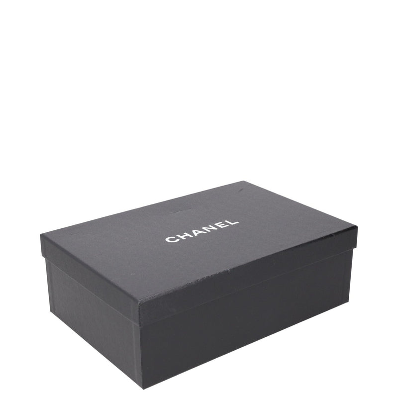  Chanel Interlocking CC Logo Bow Sandals