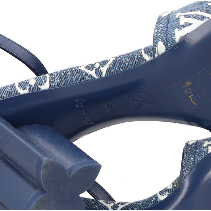 Louis Vuitton Navy blue Denim with leather accents Heeled Shoes