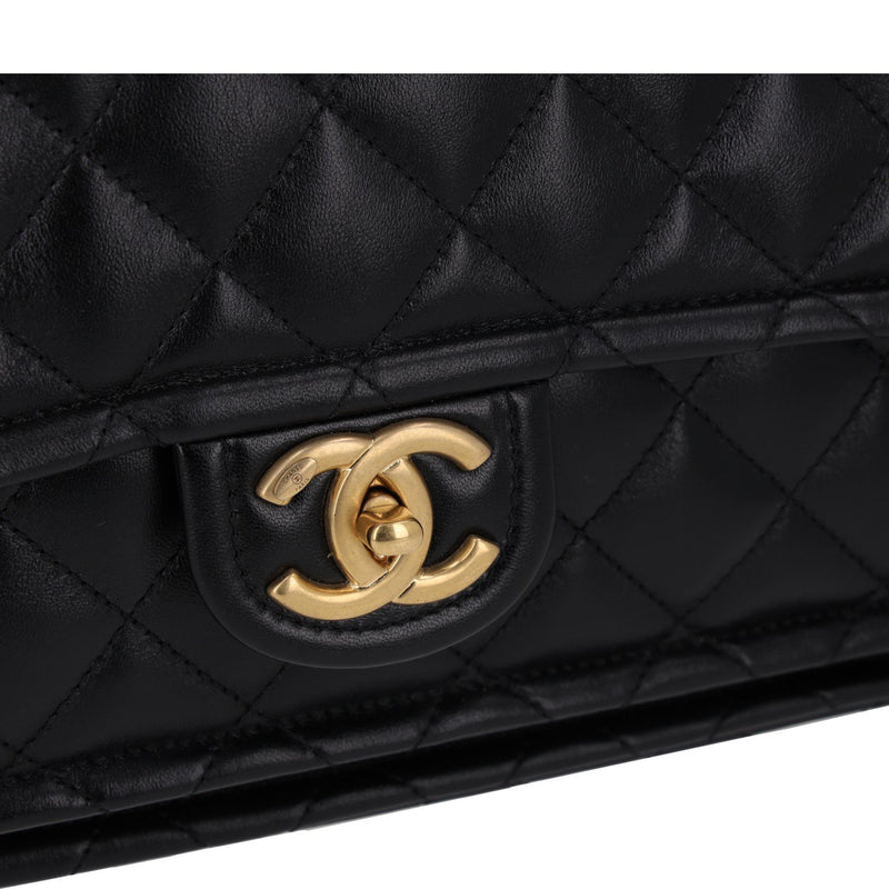 Chanel Maxi Lambskin Flap Bag 2026