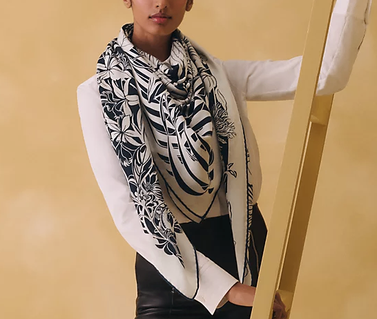 Hermès Flamingo Party Tattoo shawl 140