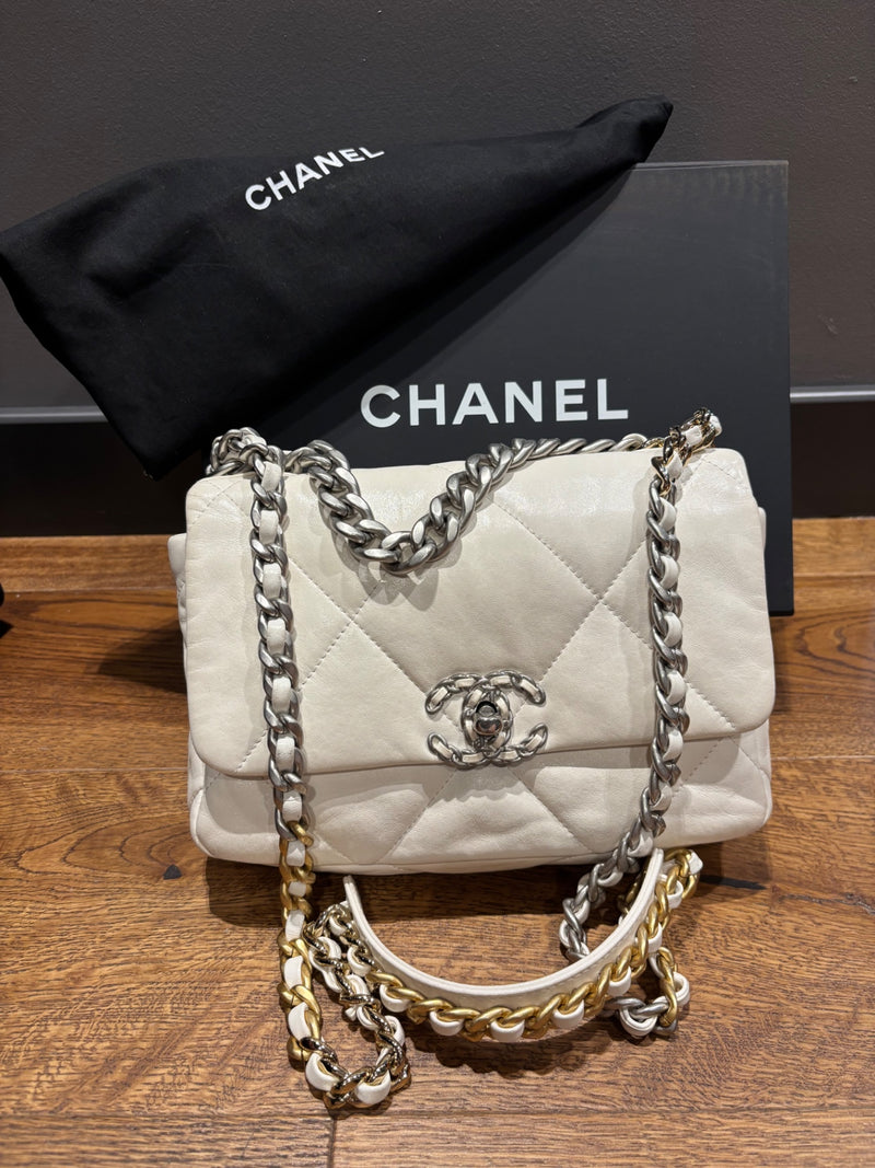 Chanel No 19 Leather Shoulder Bag Medium 