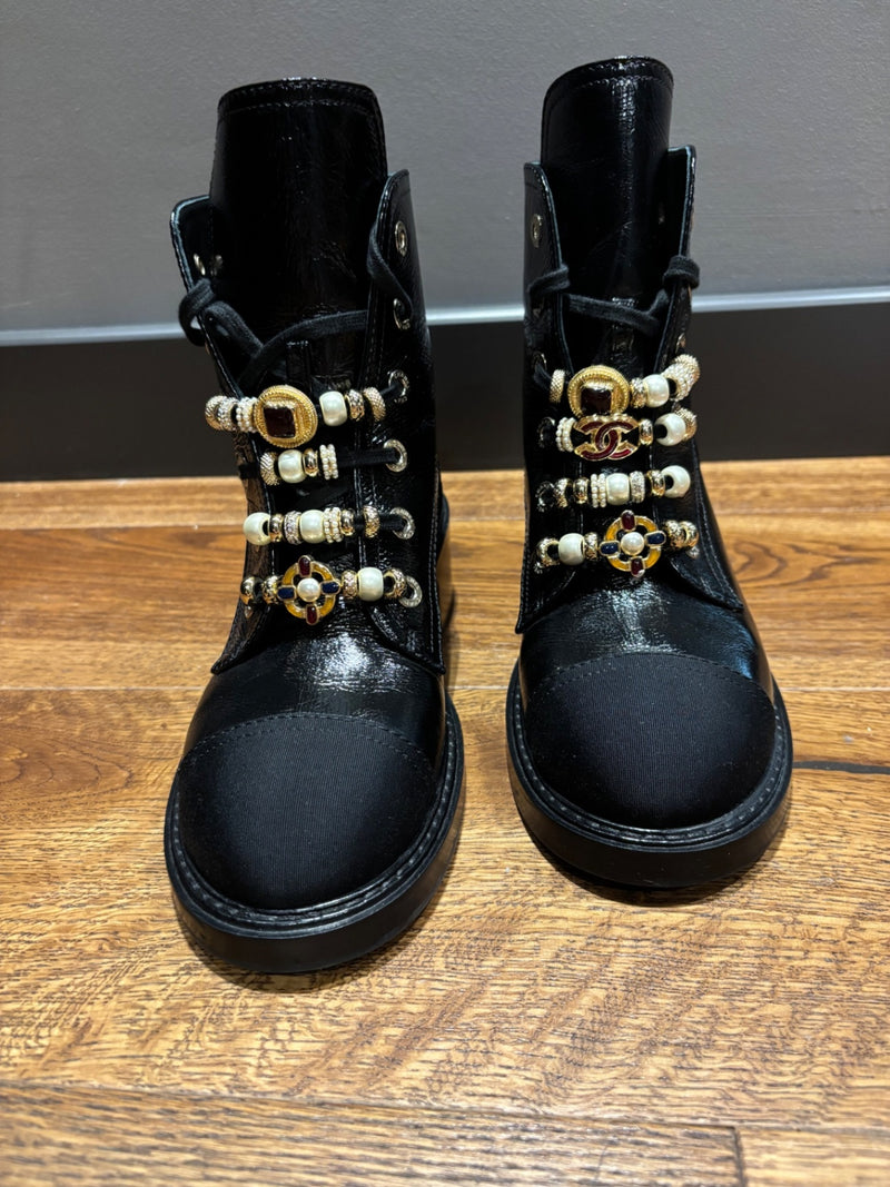 CHANEL Black Leather with decorative beads and embellishments Flat Ankle Boots