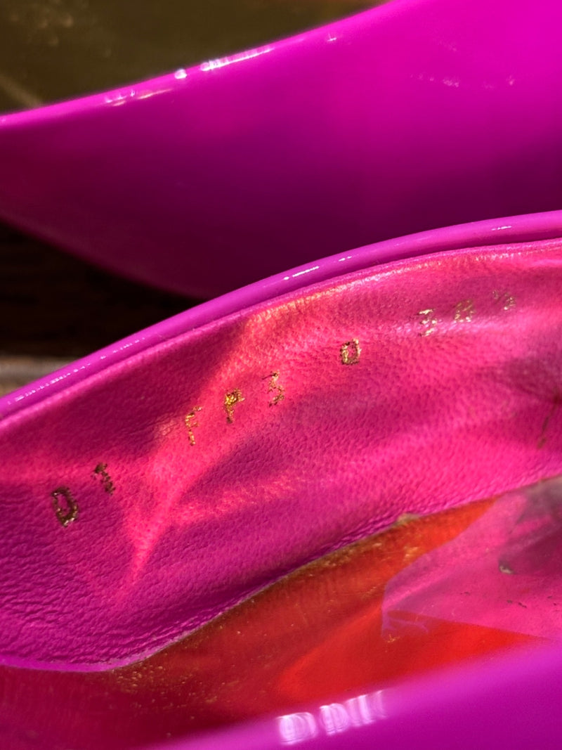 Valentino Garavani Pink and Gold Patent Leather with Metal Embellishments Heeled Shoes
