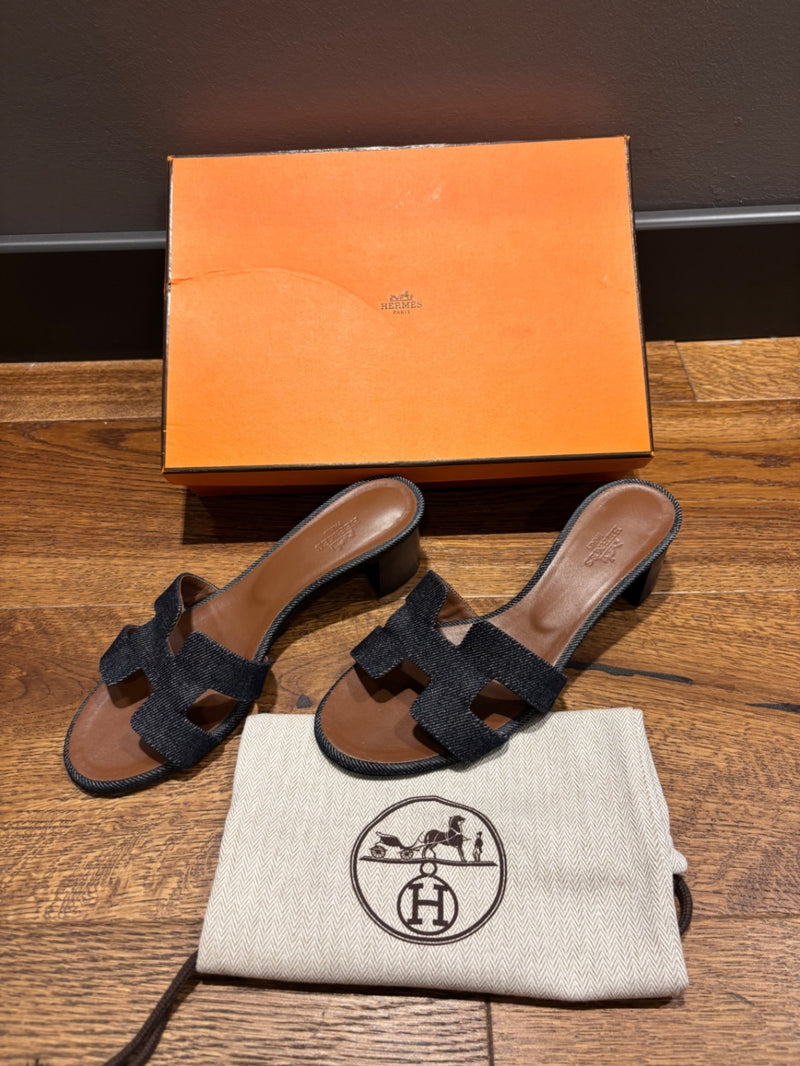 Hermes Oasis  Dark Blue Denim 37