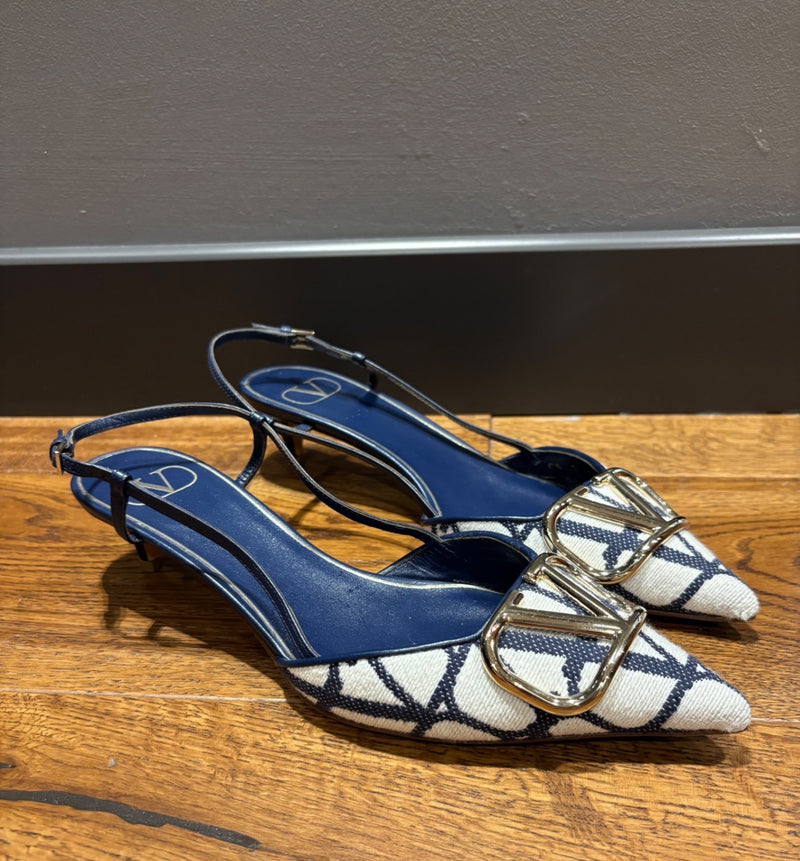 Valentino Garavani V logo Navy Blue and White Fabric and Leather Heeled Shoes