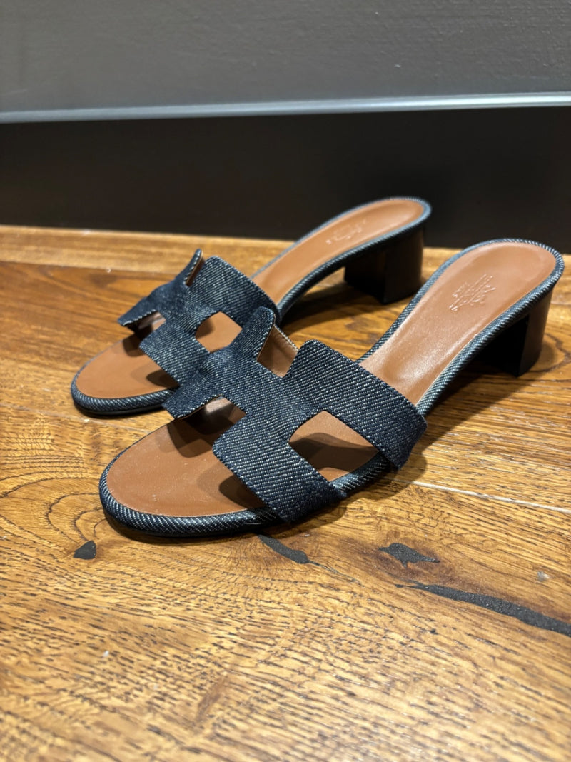 Hermes Oasis  Dark Blue Denim 37