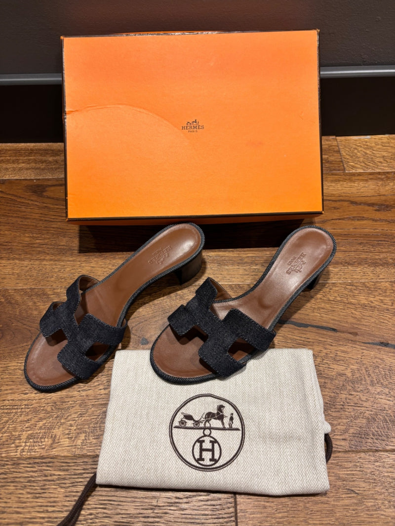 Hermes Oasis  Dark Blue Denim 37