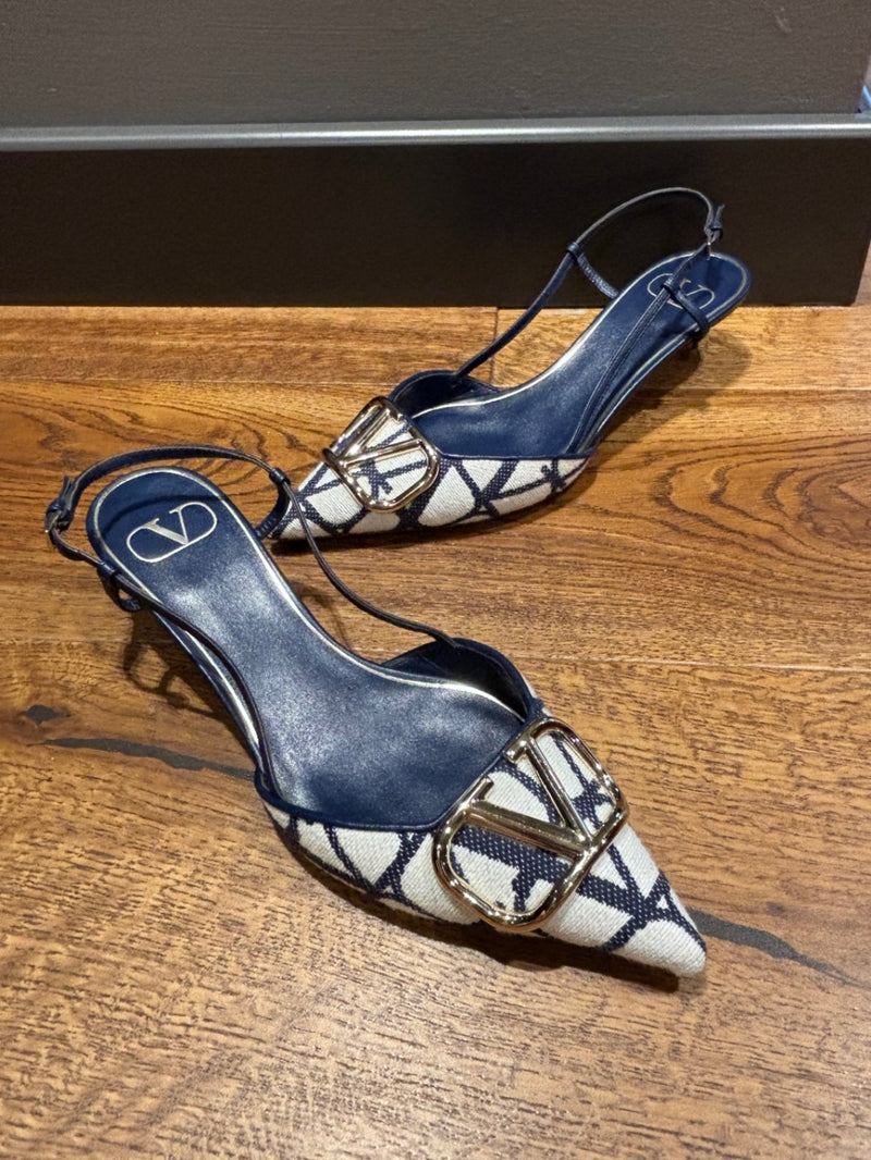 Valentino Garavani V logo Navy Blue and White Fabric and Leather Heeled Shoes