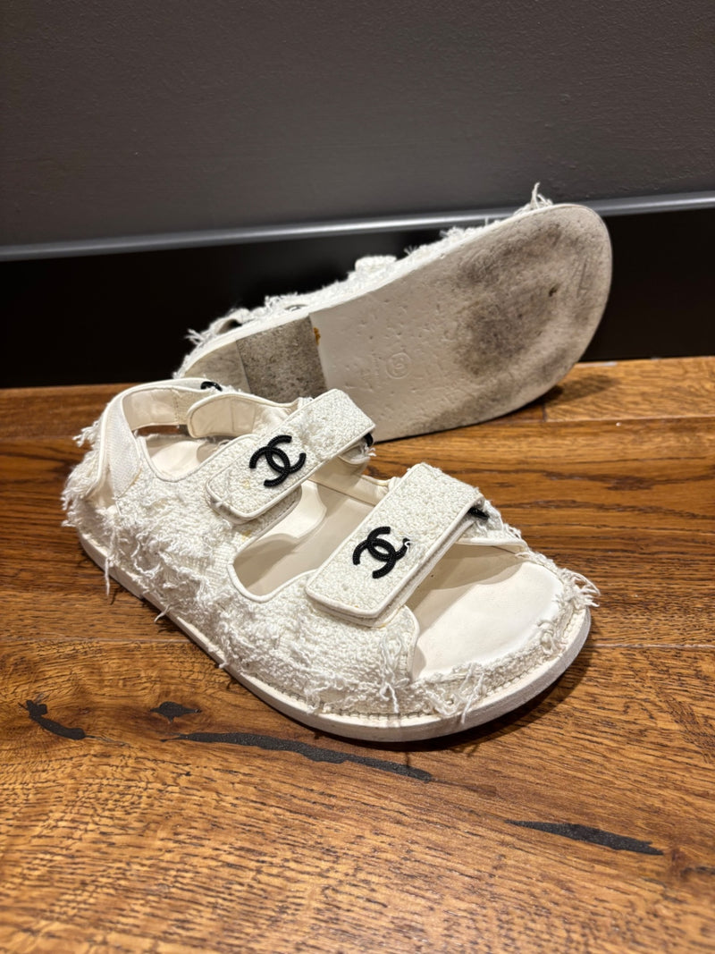 Chanel White Textile with frayed edges, rubber sole Sandals