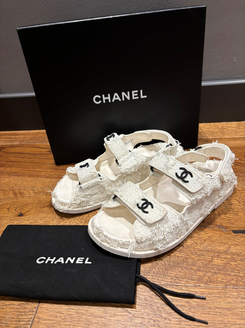 Chanel White Textile with frayed edges, rubber sole Sandals