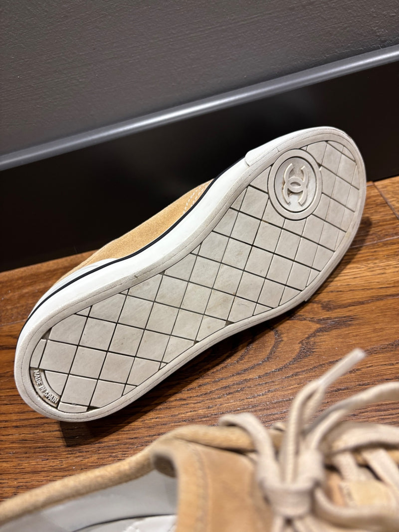 Chanel Beige Suede and rubber Trainers