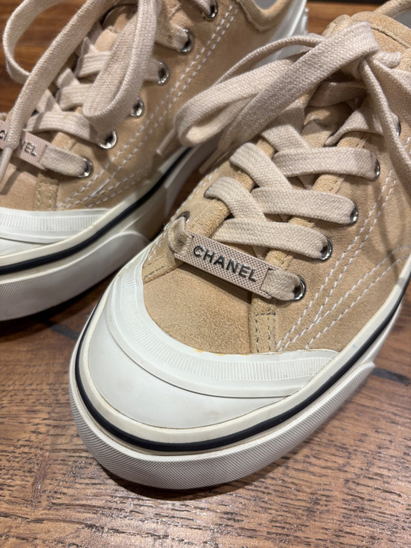 Chanel Beige Suede and rubber Trainers