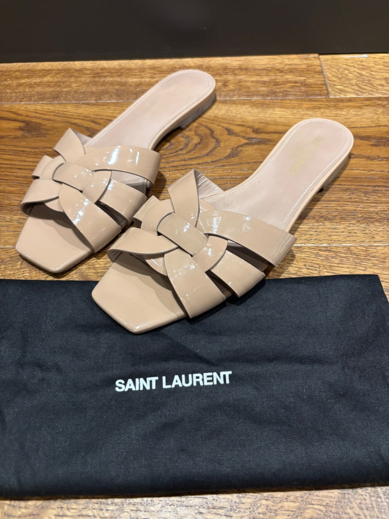 Saint Laurent Beige Patent Leather Sandals