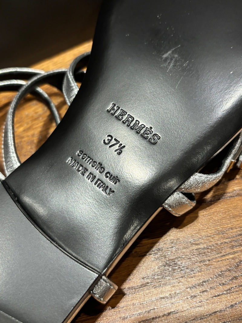 Hermès Lullaby Silver Leather Sandals 37,5