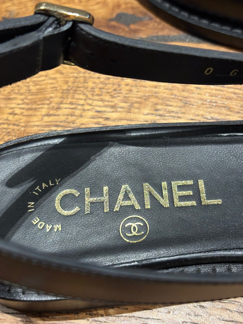 CHANEL Black Leather Flat Shoes