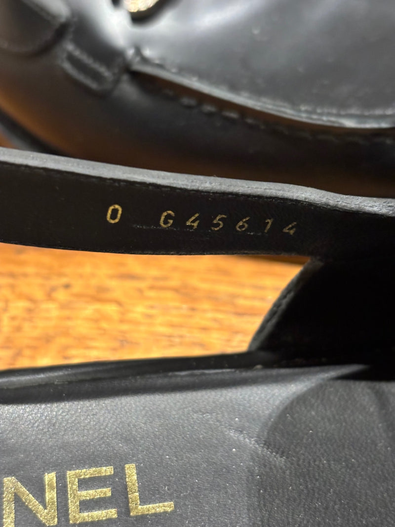 CHANEL Black Leather Flat Shoes