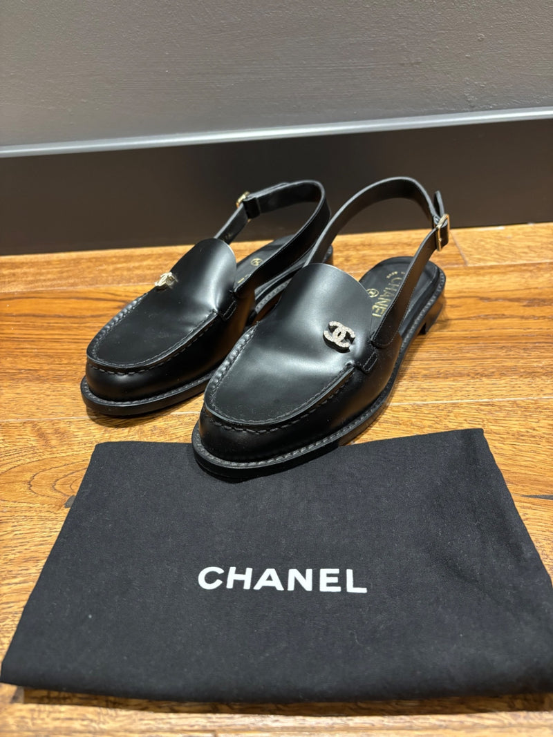 CHANEL Black Leather Flat Shoes