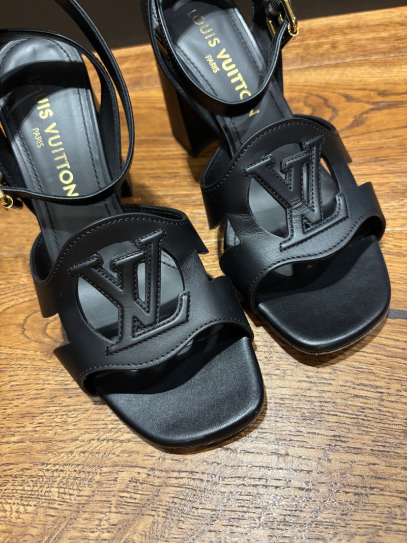 Louis Vuitton Isola Black Leather Sandals 38,5