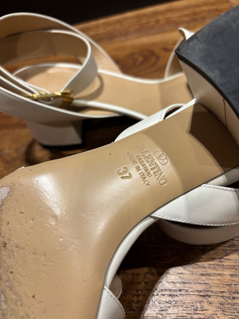 Valentino Ecru V logo Leather Sandals 37