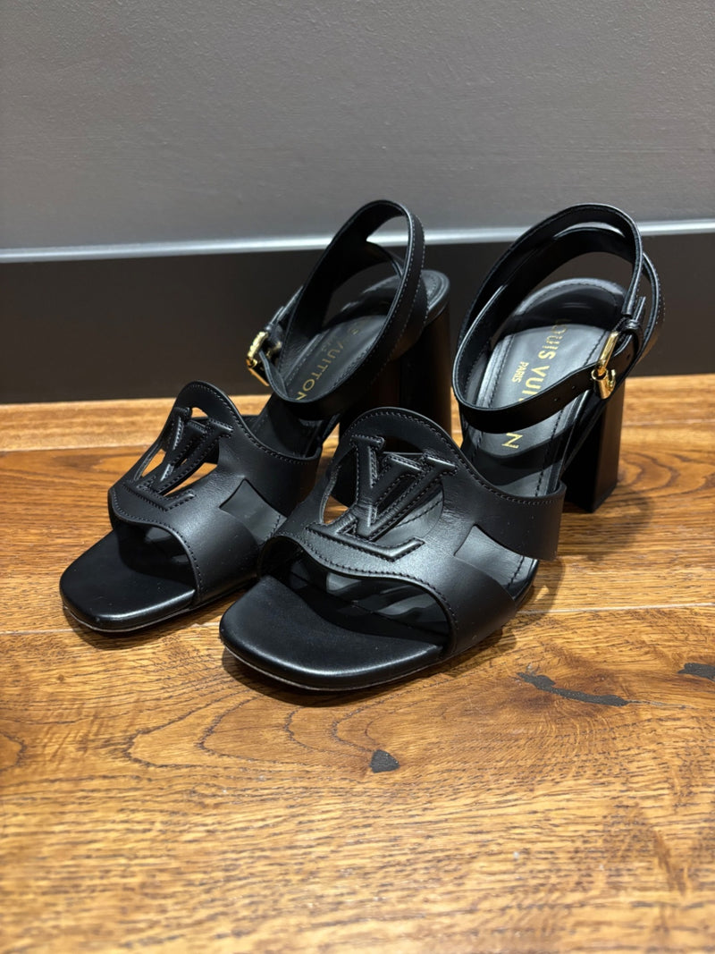 Louis Vuitton Isola Black Leather Sandals 38,5