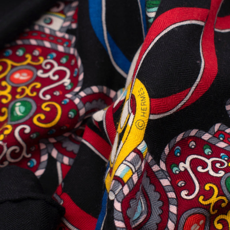 Hermes Carré Géant Silk 140 Cashmere Scarf