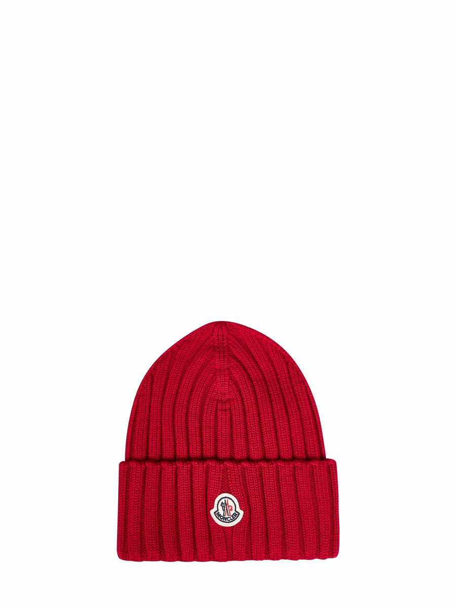 Moncler L20933b00036a9327456 Ribbed Virgin Wool Beanie — Red Beanies