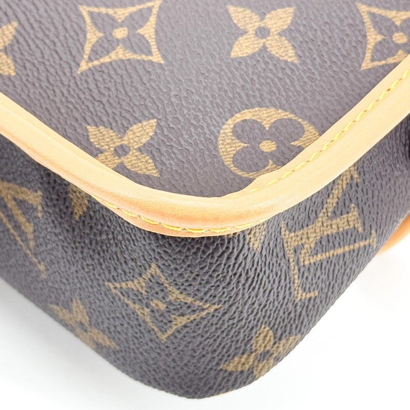 Louis Vuitton Diane Nm Monogram Canvas Brown Bag
